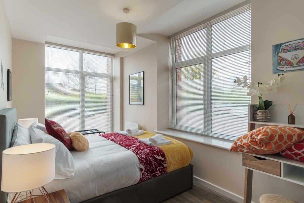 2 Bedroom Modern In *