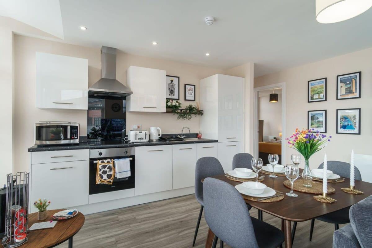 2 Bedroom Modern In *
